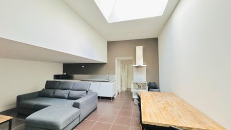 A LOUER APPARTEMENT DE TYPE 3 MEUBLE - SAINT ANDRE DE CUBZAC CENTRE - Photo 4