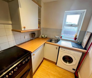 1 bedroom apartment to rent - Photo 3