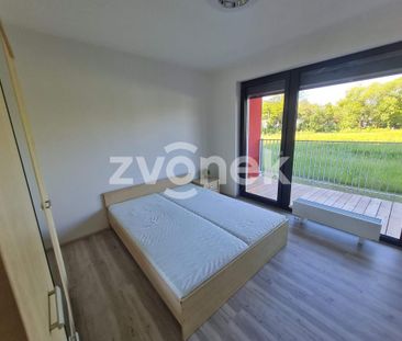 Pronájem bytu 2+kk 57 m2 - Photo 1