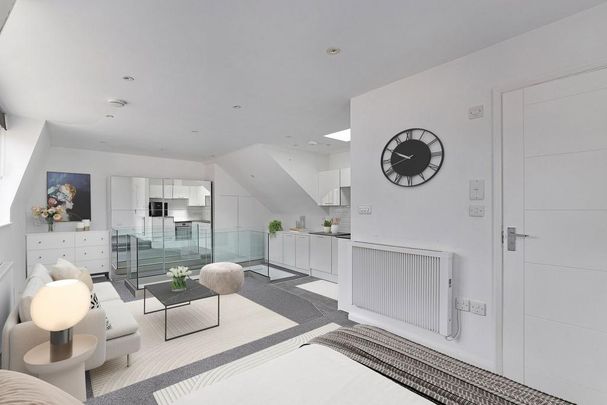 Studio to rent - Photo 1