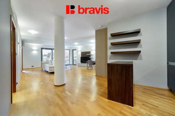 Pronájem luxusního bytu 3+kk, Brno - střed, ulice Kopečná, rezidence Anenské terasy, zařízený, terasa s krásným výhledem, internet v ceně, možnost parkování - Фото 1