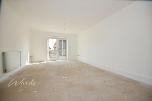 4 bedroom semi-detached house to rent - Photo 1