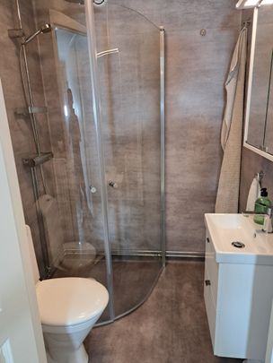 Henrik Gjutares gata, Skövde - Photo 1