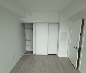 For Lease - 412 Silver Maple Road, Oakville, Ontario - Photo 2