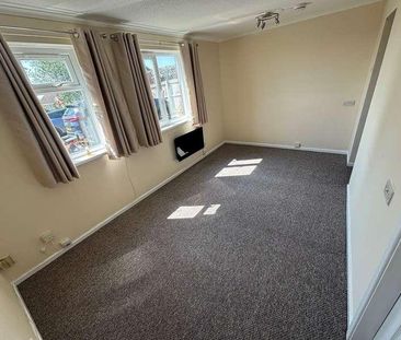 Bronwydd, Birchgrove, Swansea, SA7 - Photo 2