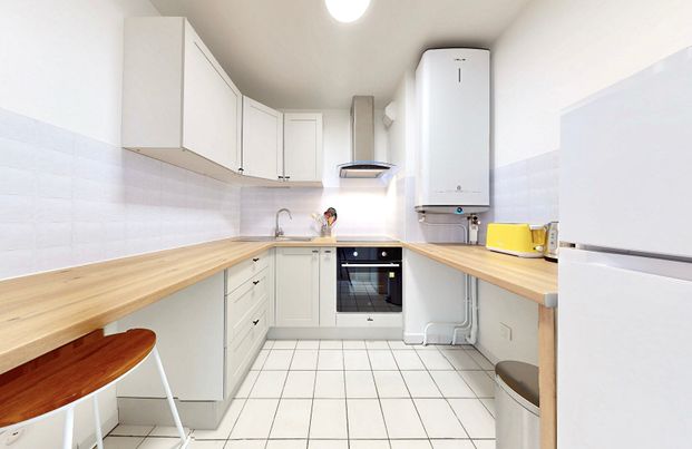 GRAND STUDIO MEUBLÉ - LA GARENNE - Photo 1