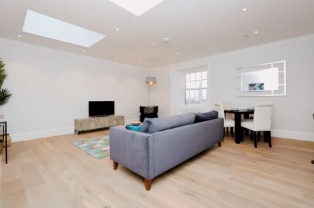 2Bedrooms, 2Bathrooms - Photo 2