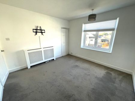 2 bedroom semi-detached house to rent - Photo 3
