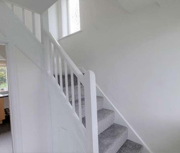 Holyrood Road, Prestwich, Manchester, M25 - Photo 1