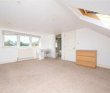 4 bedroom terraced house to rent - Photo 3