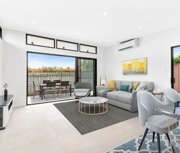 Near new 2-bed granny flat - Photo 1