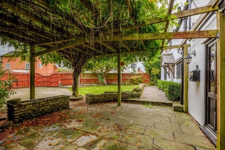 4 bedroom cottage to rent - Photo 4