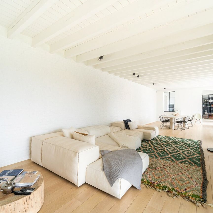 Prachtig gerenoveerde hoeve met panoramisch zicht over de polders - Foto 1