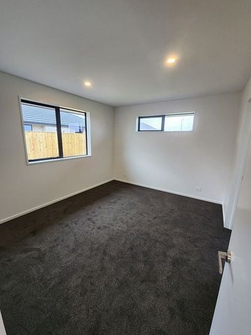 Brand new 3 Bed Home in Woodend - Photo 2