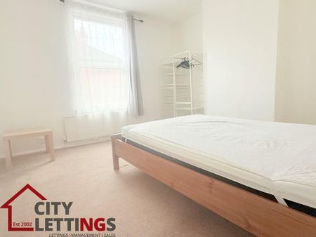 2 bedroom barn conversion to rent - Photo 5