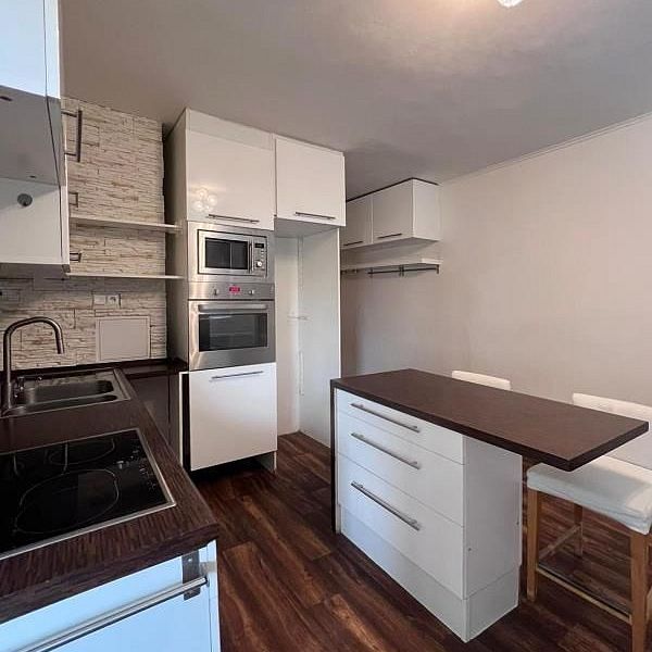 Pronájem bytu 1+1 36 m² - Photo 1