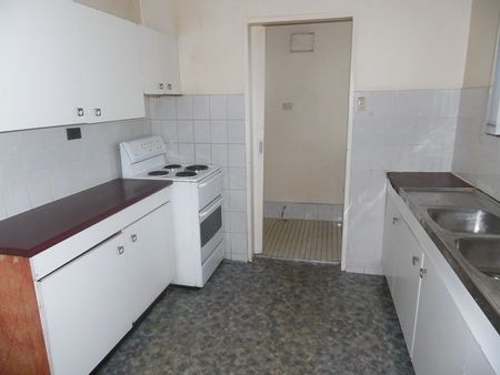 Walk To Westfields - Photo 3