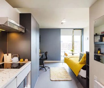4th Floor Studio - Photo 4