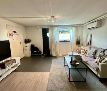 Sandviksvägen, Hässelby - Photo 1