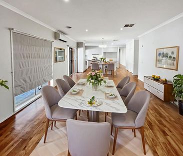 Huge Family Home - Photo 3