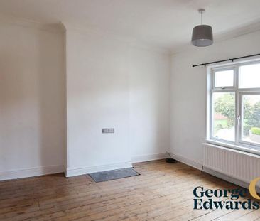 2 bedroom semi-detached house to rent - Photo 2