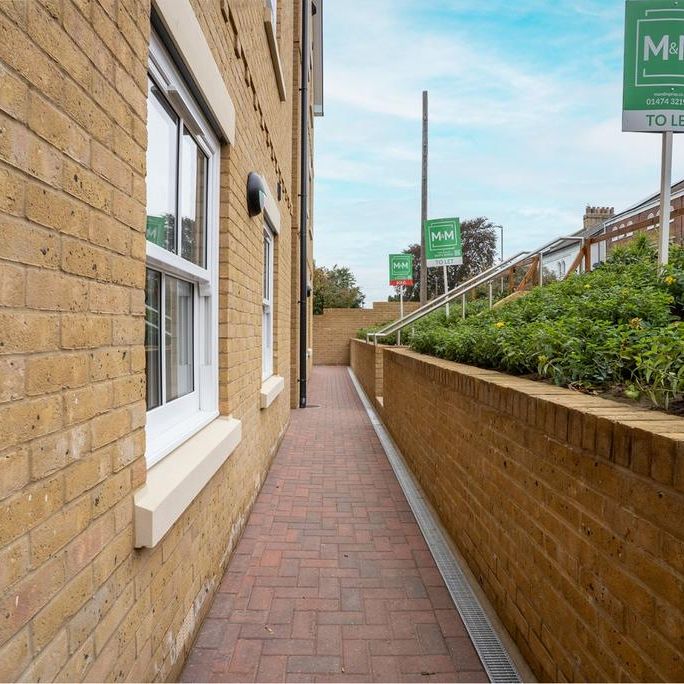 2 bedroom apartment to rent - Photo 1