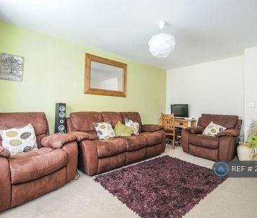 3 bedroom semi-detached house to rent - Photo 4