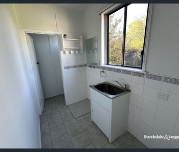 NEAT & TIDY, 3 BEDROOM HOME IN SOUTH SHEPPARTON - Photo 6