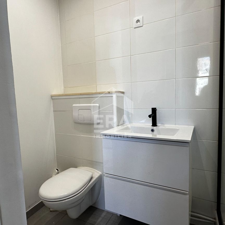 Location Appartement 1 pièce 18m² - Photo 1