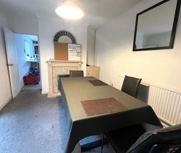 Ninian Park Road, CARDIFF - Photo 4