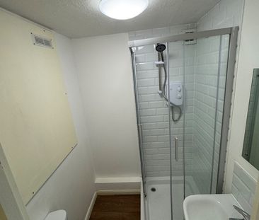 Studio Flat, Grovelands Road, RG30 - Photo 1
