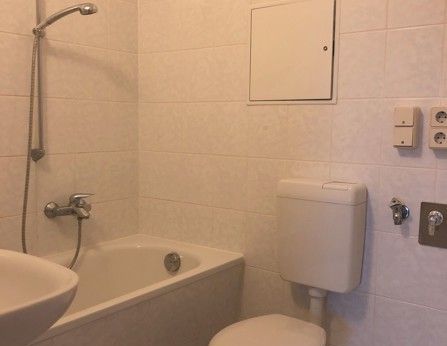 Frisch Renoviert! 3-Zimmer Wohnung - Photo 1