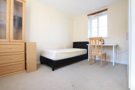 5 bedroom terraced house to rent - Photo 5