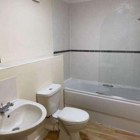 Regents Park Road, Shirley, SO15 - Photo 3