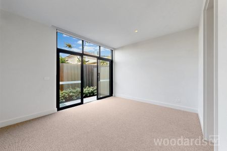 A Masterclass in Contemporary Elegance – Brand New Architecturally Designed 2 Bedroom Townhouse - Photo 5