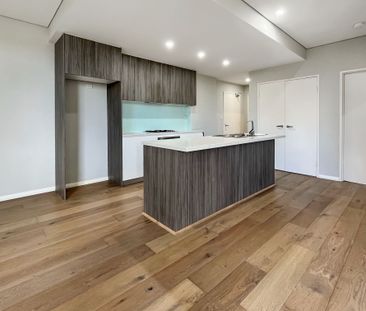 Modern two bedroom unit - 20% below market rent - Photo 1