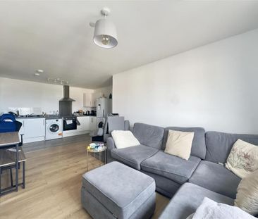 2 bedroom apartment to rent - Photo 2