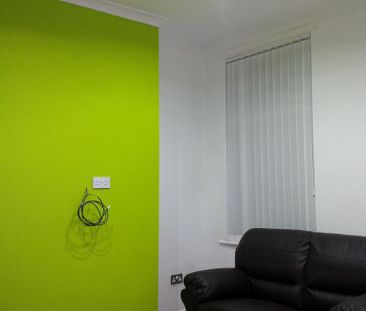 2 bedroom terraced house to rent - Photo 5