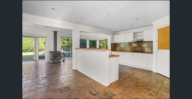 Spacious Family Home in a Quiet, Sought-After Location - Photo 1