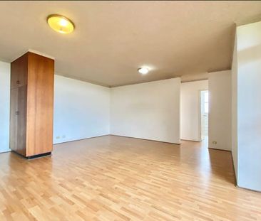Apply Now &vert; Century 21 the Paramount Group - Photo 1