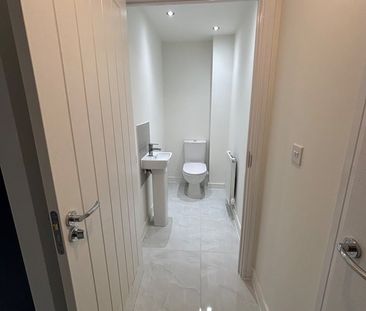 3 Bed Semi-Detached House, Doretti Close, CV6 - Photo 3