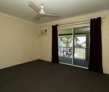 2/7 Palmerston St, Pimlico - Photo 2