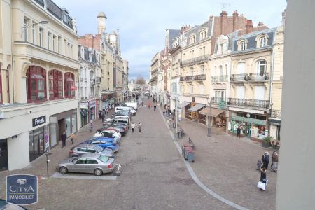 Appartement à louer 2 pièces 65.33m² - Photo 3