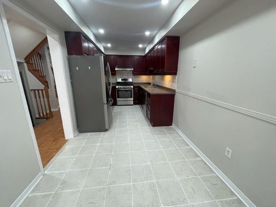For Lease - 102 Lucena Crescent, Vaughan, Ontario - Photo 1