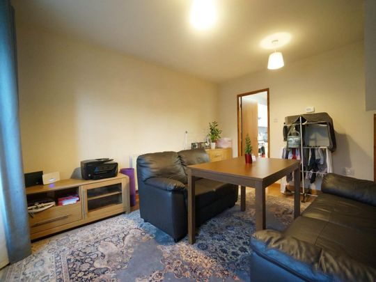 2 Gerddi Abaty - Photo 1