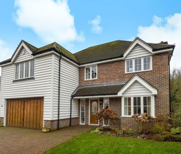 5 bedroom detached house to rent - Photo 1