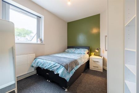 8 bedroom private hall to rent - Photo 5