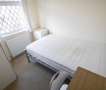 4 bedroom house to rent - Photo 2