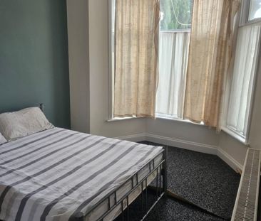 Room in a Shared House, Northbrook Road, IG1 - Photo 4