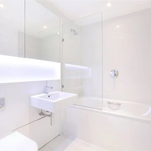 1 bedroom flat in Clapham - Photo 3